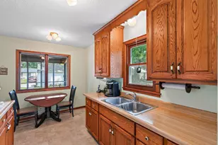 6618 Fairview Ave N, Crystal, MN 55428 - Photo 9