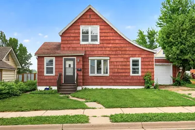 207 1st Street SW, New Prague, MN 56071 - Photo 1