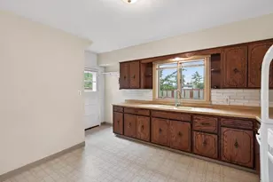207 1st St SW, New Prague, MN 56071 - Photo 7