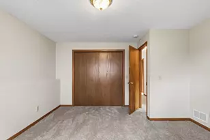14620 Hayes Rd, Apple Valley, MN 55124 - Photo 33