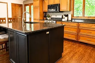 328 Park St, Sherburn, MN 56171 - Photo 13