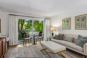 210 W Grant St, Minneapolis, MN 55403 - Photo 9