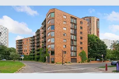 210 W Grant Street #107, Minneapolis, MN 55403 - Photo 25