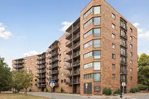 210 W Grant St, Minneapolis, MN 55403 - Photo 3