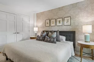 210 W Grant St, Minneapolis, MN 55403 - Photo 11