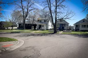 4320 W 8th St, Duluth, MN 55807 - Photo 25