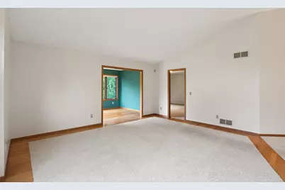 18137 Judicial Way S, Lakeville, MN 55044 - Photo 17