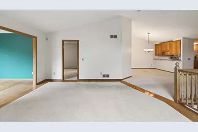 18137 Judicial Way S, Lakeville, MN 55044 - Photo 17