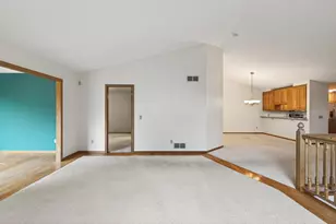 18137 Judicial Way S, Lakeville, MN 55044 - Photo 17