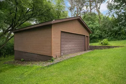5139 Woodhill Road, Minnetonka, MN 55345 - Photo 29