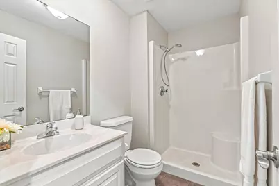 10970 Kiawah Drive, Eden Prairie, MN 55344 - Photo 17