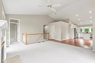 10970 Kiawah Dr, Eden Prairie, MN 55344 - Photo 13