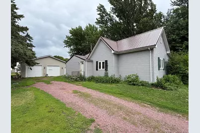427 Cedar Avenue, Westbrook, MN 56183 - Photo 1