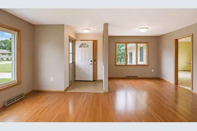 2011 6th Avenue SE, Austin, MN 55912 - Photo 11