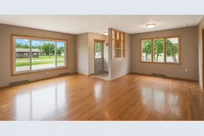 2011 6th Avenue SE, Austin, MN 55912 - Photo 9