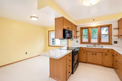 2011 6th Avenue SE, Austin, MN 55912 - Photo 17
