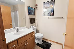 322 Wildwood Cir, Roberts, WI 54023 - Photo 21