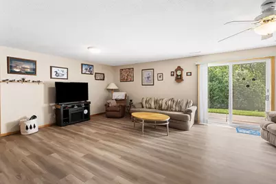 322 Wildwood Circle, Roberts, WI 54023 - Photo 23
