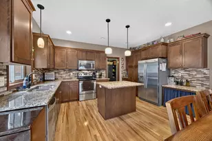 2314 Ponderosa Dr SW, Rochester, MN 55902 - Photo 9