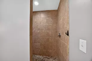 2314 Ponderosa Dr SW, Rochester, MN 55902 - Photo 15