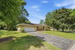 409 Harold Dr, Burnsville, MN 55337 - Photo 51