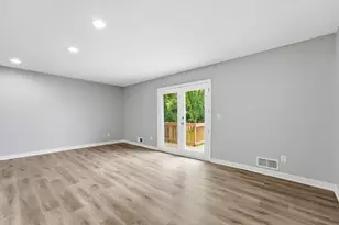 409 Harold Dr, Burnsville, MN 55337 - Photo 21
