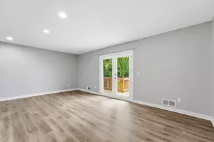 409 Harold Dr, Burnsville, MN 55337 - Photo 19