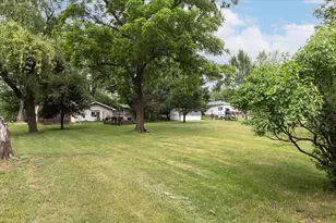 321 Drier St, Durand, WI 54736 - Photo 21