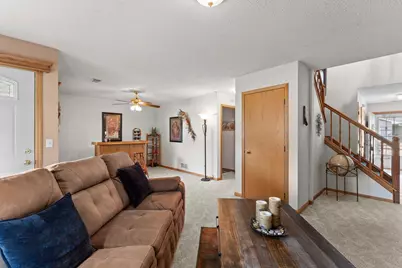 8712 Norway Street NW, Coon Rapids, MN 55433 - Photo 7