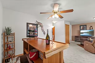 8712 Norway St NW, Coon Rapids, MN 55433 - Photo 11