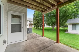 8712 Norway St NW, Coon Rapids, MN 55433 - Photo 35