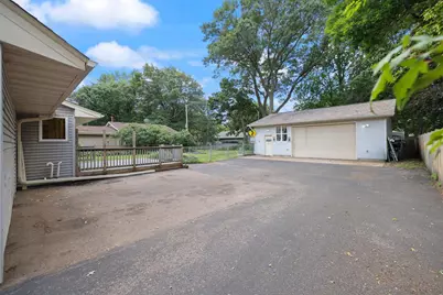 8378 Groveland Road, Mounds View, MN 55112 - Photo 5