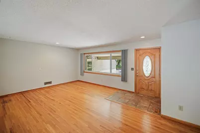 8378 Groveland Road, Mounds View, MN 55112 - Photo 3