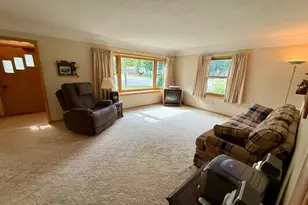 601 S 10th St, Olivia, MN 56277 - Photo 9