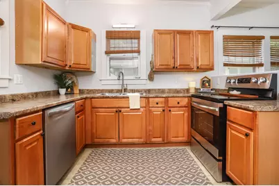 910 11th Street S, Fargo,  58103 - Photo 11