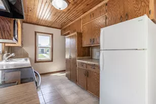 802 Center St, North Mankato, MN 56003 - Photo 9