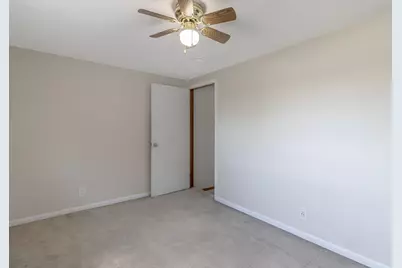 802 Center Street, North Mankato, MN 56003 - Photo 25