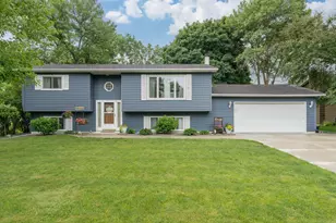 129 Mary Cir, North Mankato, MN 56003 - Photo 1
