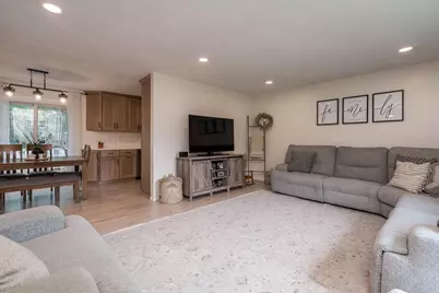 129 Mary Circle, North Mankato, MN 56003 - Photo 5