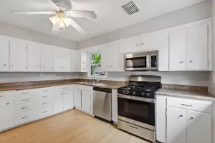 560 Barrett St S, Winsted, MN 55395 - Photo 3