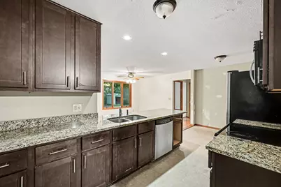 1708 Lydia Avenue W, Roseville, MN 55113 - Photo 17