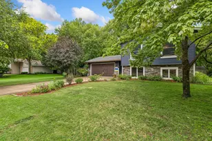 220 Edgewood Ave, Stillwater, MN 55082 - Photo 1