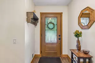 220 Edgewood Ave, Stillwater, MN 55082 - Photo 3