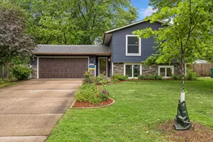 220 Edgewood Ave, Stillwater, MN 55082 - Photo 1