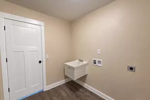 2118 Nelson St, Saint Peter, MN 56082 - Photo 9