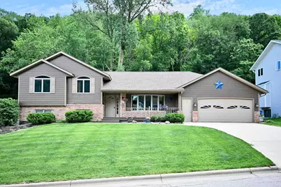 1570 48th Avenue, Winona, MN 55987 - Photo 1