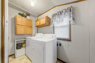 533 9th St NW, Faribault, MN 55021 - Photo 11