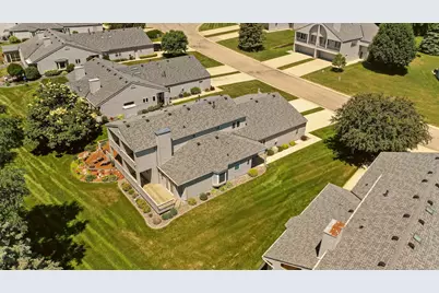 4862 Tee Court SW, Rochester, MN 55902 - Photo 5