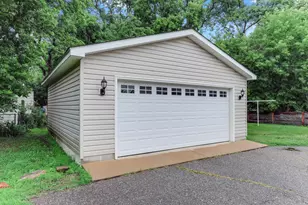 81 Manitoba Ave, Saint Paul, MN 55117 - Photo 23