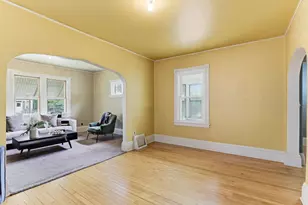 81 Manitoba Ave, Saint Paul, MN 55117 - Photo 7